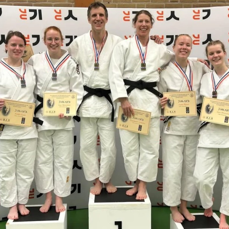 🎉 Sebastiaan en Annemarie: Nederlands Kampioen Ju no Kata! 🥇